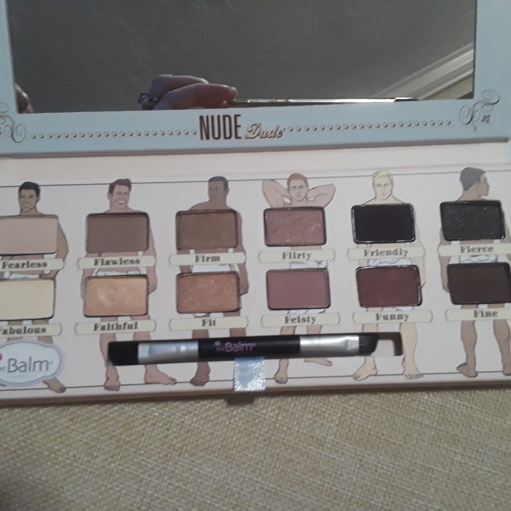 theBalm cosmetics nude dude pallet